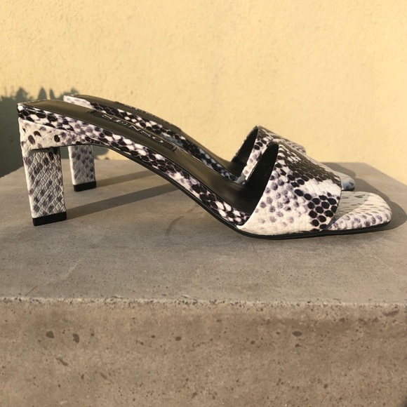 Senso Leather snake print sandals NIB - Picture 3 of 4